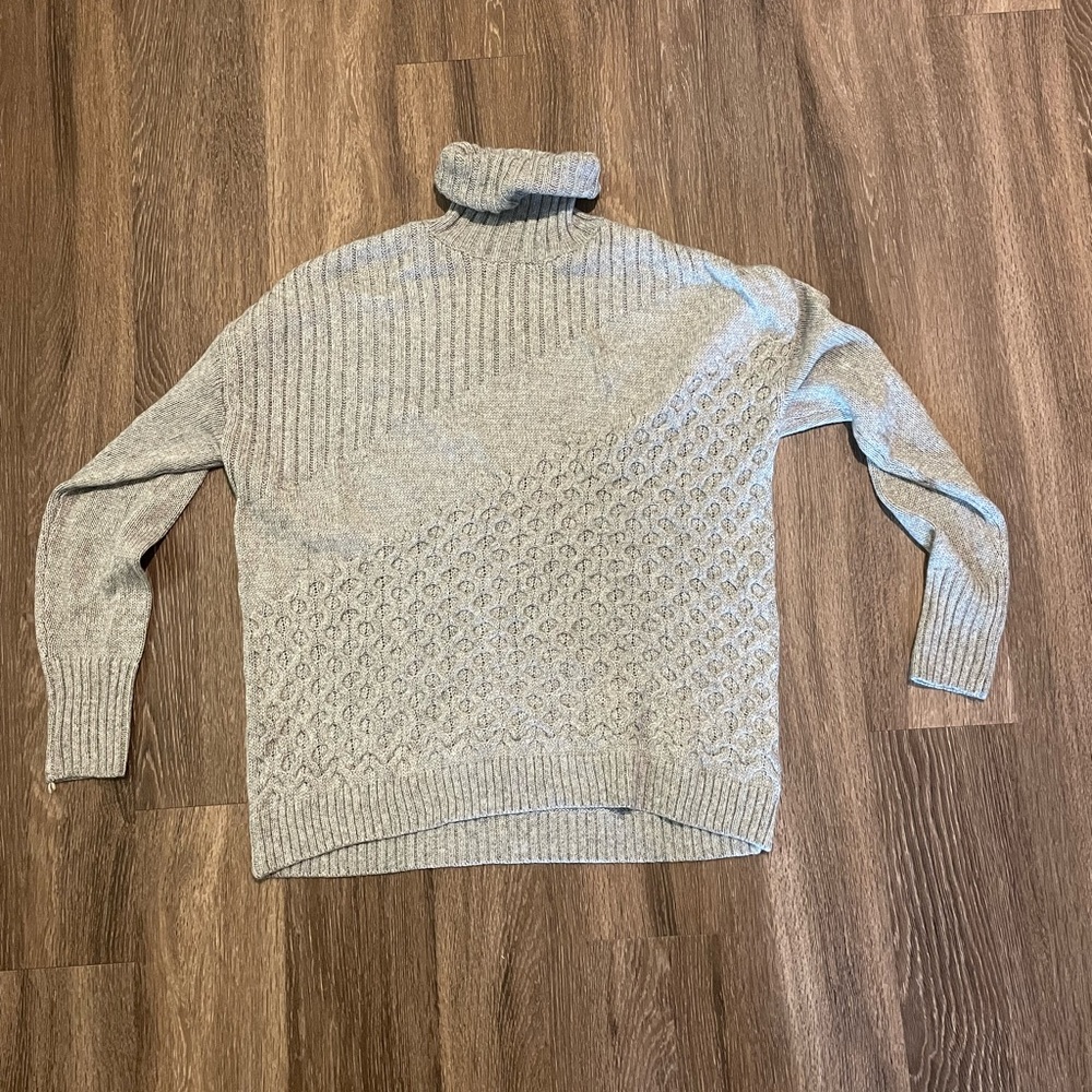 Nine West Grey L Turtleneck Sweater NWT